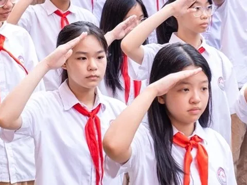 Đề xuất nghỉ Quốc khánh tăng 2 ngày để cha mẹ đưa con khai giảng