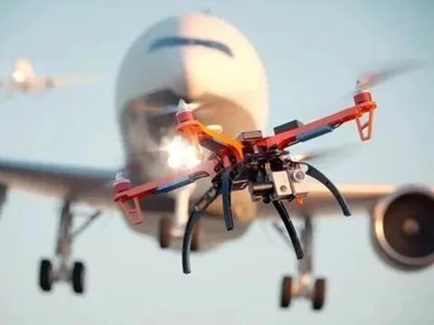 Drone, diều uy hiếp sân bay: Không thể chờ sự cố mới ứng phó