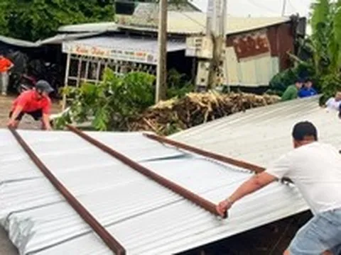 Mưa dông, lốc xoáy gây thiệt hại 7 xã ở Tây Ninh, 1 người tử vong