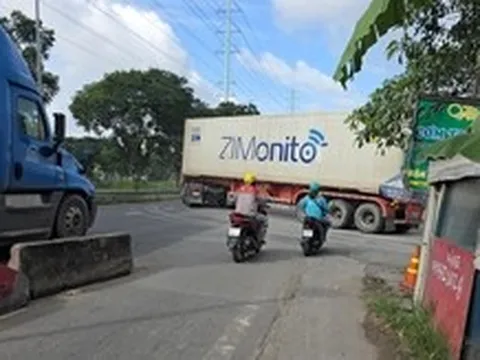 Nhiều bãi xe container vẫn hoạt động sai quy định trên đường Võ Chí Công