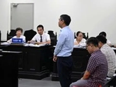 Vụ ‘ăn chặn’ tiền A80: Cựu hiệu trưởng nói ‘bận quá, cấp dưới báo gì biết đó’, bị đề nghị 3 - 3,5 năm tù