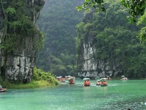 Khu du lịch sinh thái Tràng An tạm dừng hoạt động