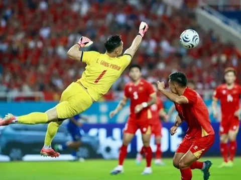 Việt Nam - Thái Lan (Hiệp 1) 0-1: Lê Giang giải nguy
