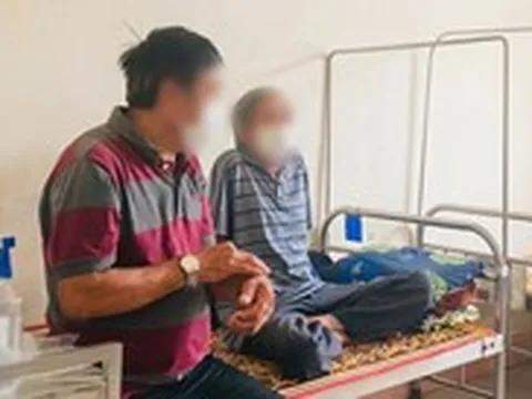 Khi các 'chim xanh' dẫn đường cho 'thần y'