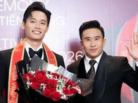 Trần Tiến Dũng đặt mục tiêu nam vương Manhunt International, mang áo dài đến Sri Lanka