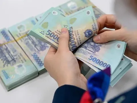 Lãi suất huy động tiếp tục nhích lên, gửi 6 tháng có nơi 9,2%