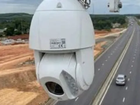 Bộ Công an trả lời về trường hợp ô tô Bugatti bị camera nhận diện nhầm màu biển số