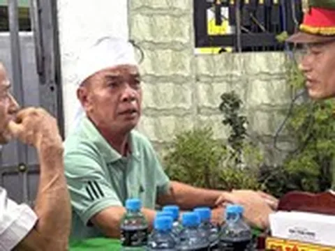 Người cha từ Nghệ An vào lo hậu sự cho con dâu và hai cháu chết oan trong thảm án ở Đồng Nai