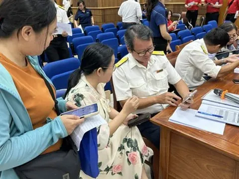 Một ngày 4 nghị định, 5 thông tư liên quan thuế: Hộ kinh doanh 'mở mắt ra thấy thay đổi'