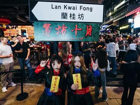 Hong Kong vào mùa lễ hội sôi động nhất năm