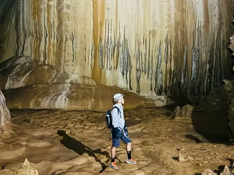 Tôi đến hang động mới phát hiện ở Việt Nam