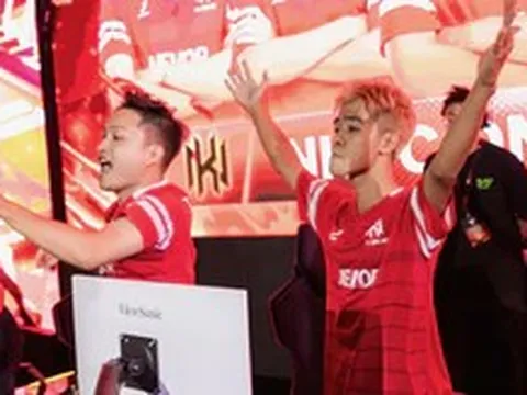 Tuyển thủ Lê Hà Anh Tuấn giúp đội NK thống trị FC Online Việt Nam