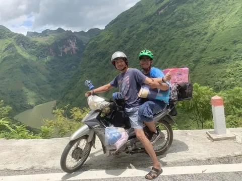 Tôi đưa con trai 11 tuổi phượt 2.000 km từ Cần Thơ đến Hà Giang