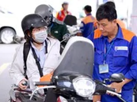 Giá xăng dầu tăng mạnh, xăng sinh học tăng cao nhất thêm gần 1.400 đồng/lít