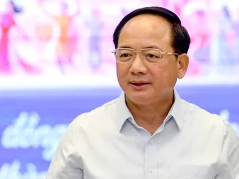 Chuyển mạnh từ 'phát triển văn hóa' sang 'phát triển bằng văn hóa'