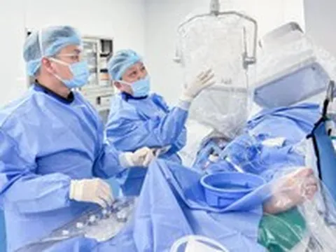 Bác sĩ Chợ Rẫy phối hợp cứu 2 bệnh nhân nhồi máu cơ tim ngay tại đặc khu Phú Quốc