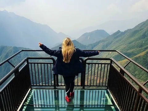 Tạm dừng hoạt động cầu kính cao nhất Việt Nam