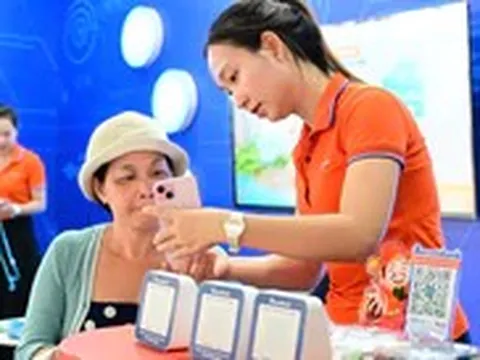 Nhiều hộ kinh doanh bất ngờ bị truy thu thuế tài khoản loa ‘ting ting’