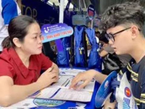 Bỏ điểm cộng IELTS: Công bằng hay mất động lực học ngoại ngữ?