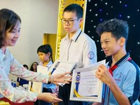 Saigon Co.op trao 200 triệu đồng tiếp sức trẻ em khó khăn