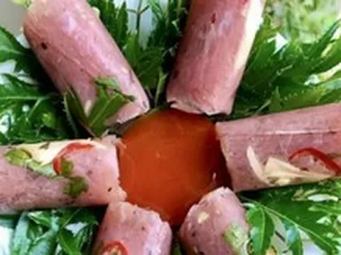 Thương hiệu tôi yêu: Chiếc nem nhỏ gói cả quê nhà xứ Thanh