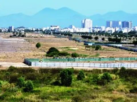 Thi hành án Quân khu 5 làm việc với phạm nhân Nguyễn Văn Hậu và Công ty Phúc Sơn