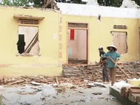 Người dân dỡ nhà, nhường đất mở rộng Nghĩa trang liệt sĩ Việt - Lào