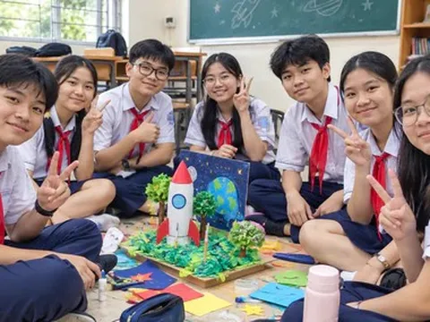 TP.HCM cấm quỹ lớp, xuất hiện 'phí hoạt động'?