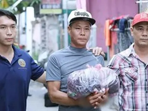 Bắt giữ đối tượng có nhiều tiền án, thu giữ súng và nhiều hung khí nguy hiểm