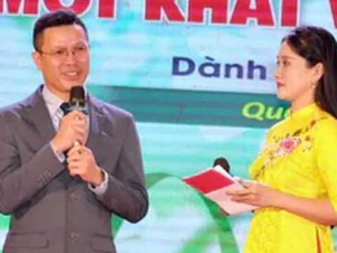 20 năm trước nhận học bổng 'bằng mấy tấn lúa', nay phó khoa phụ sản BV Quảng Trị giúp lại SV