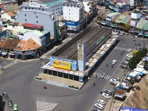 Sự thật đóng rạp Hòa Bình ở Đà Lạt làm khu ẩm thực
