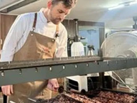 Bán bánh mì 88.000 đồng, hơn tháng qua đầu bếp Mỹ ổn không?