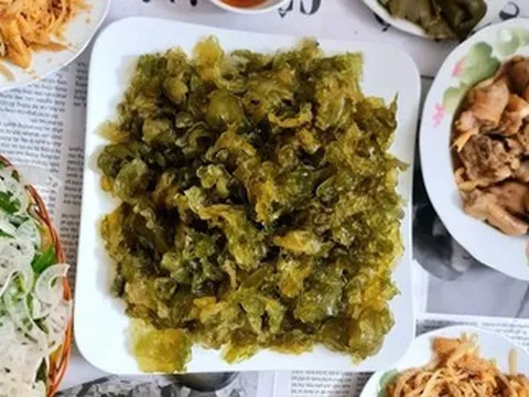 Đặc sản nào ở Ninh Bình mọc từ đá, chỉ có sau mưa, ăn giòn mát?