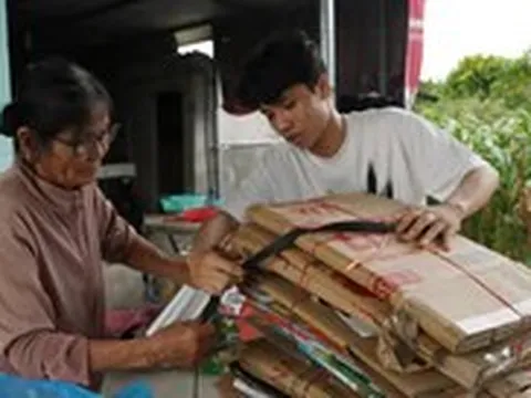 Tân SV Bách khoa mồ côi cha mẹ: Từ nhỏ đã làm thuê đủ nghề, chia bao lúa làm mấy phần để vác
