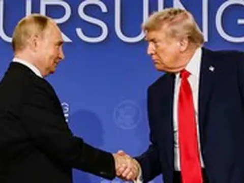 Tin tức thế giới 10-10: Ông Trump nói đã chốt mua dầu Nga; Động đất mạnh 7,7 độ ở Panama