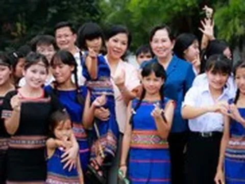 Vẽ thêm Mặt trời cho một 'mái nhà chung' ở Quảng Ngãi