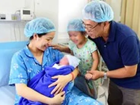 Con gái hay con trai, cha mẹ Việt có thực thương quý như nhau?