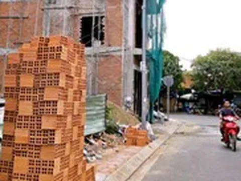 Xây nhà, hoàn công cũng 'kêu' ký giáp ranh, vì sao?
