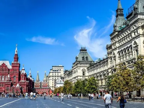Nga miễn visa 30 ngày cho công dân Việt Nam từ 15-10
