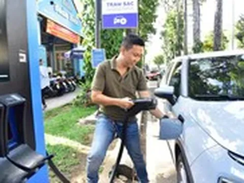 Sẽ miễn giấy phép công trình tạm, trạm sạc: 'Cú hích' hạ tầng và giao thông xanh ở TP.HCM