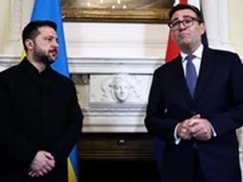 Tin tức thế giới 15-10: Ông Zelensky cảm thấy bị ông Trump phản bội; 2 tàu chìm gần eo biển Hormuz