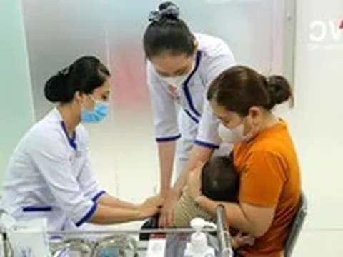 Chùm ca não mô cầu ở TP.HCM khiến 1 trẻ tử vong, ai cần uống thuốc dự phòng?