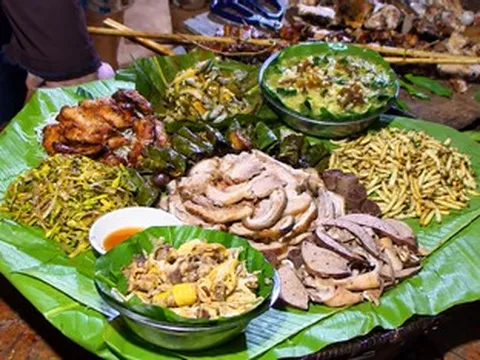Mâm cỗ ở địa phương nào Việt Nam 'tiết kiệm bát đĩa', ăn xong dọn dẹp nhàn tênh?