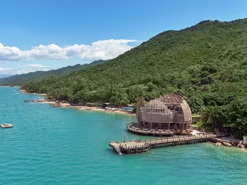 Thấy gì khi du lịch Nha Trang liên tục có tên trên báo ngoại?