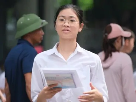 Bộ GD-ĐT dự kiến thi tuyển sinh lớp 10 chỉ hai môn toán, ngữ văn