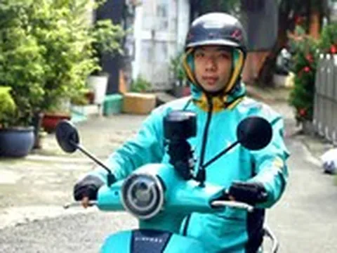 Không chào được cha trong đại dịch, mất luôn mẹ vì ung thư, nam SV TP.HCM ở trọ 1 mình, chạy xe ôm
