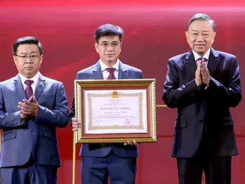 Tổng Bí thư, Chủ tịch nước Tô Lâm dự lễ kỷ niệm 50 năm thành lập Đại học Kinh tế TP.HCM