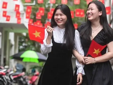 Ngày Văn hóa VN: Thay vì chỉ tắt điện đóng cửa cho nhân viên nghỉ, cần hành động