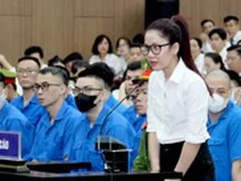 Bạn gái Mr Pips kể chuyện giữ 'kho' vàng 222 tỉ, trong tủ quần áo luôn có 44 tỉ tiền mặt và 1,7 triệu USD