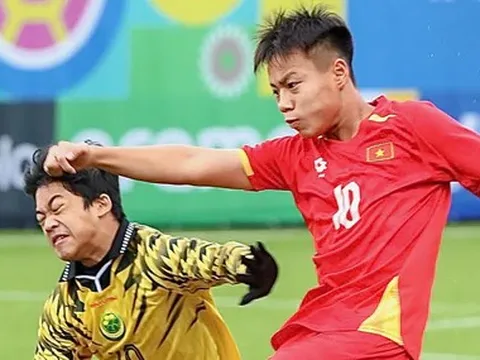 U15 Việt Nam thắng Azerbaijan, vào chung kết hạng 81 World Cup gặp Hungary